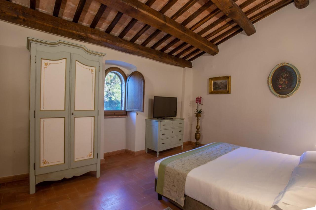 Hotel Borgo Petroro Todi Exterior foto