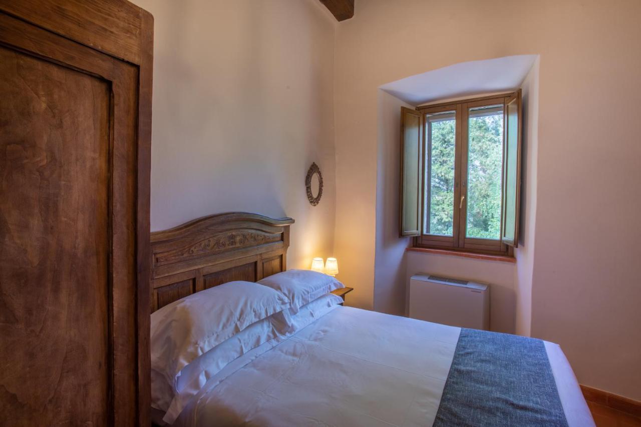 Hotel Borgo Petroro Todi Exterior foto