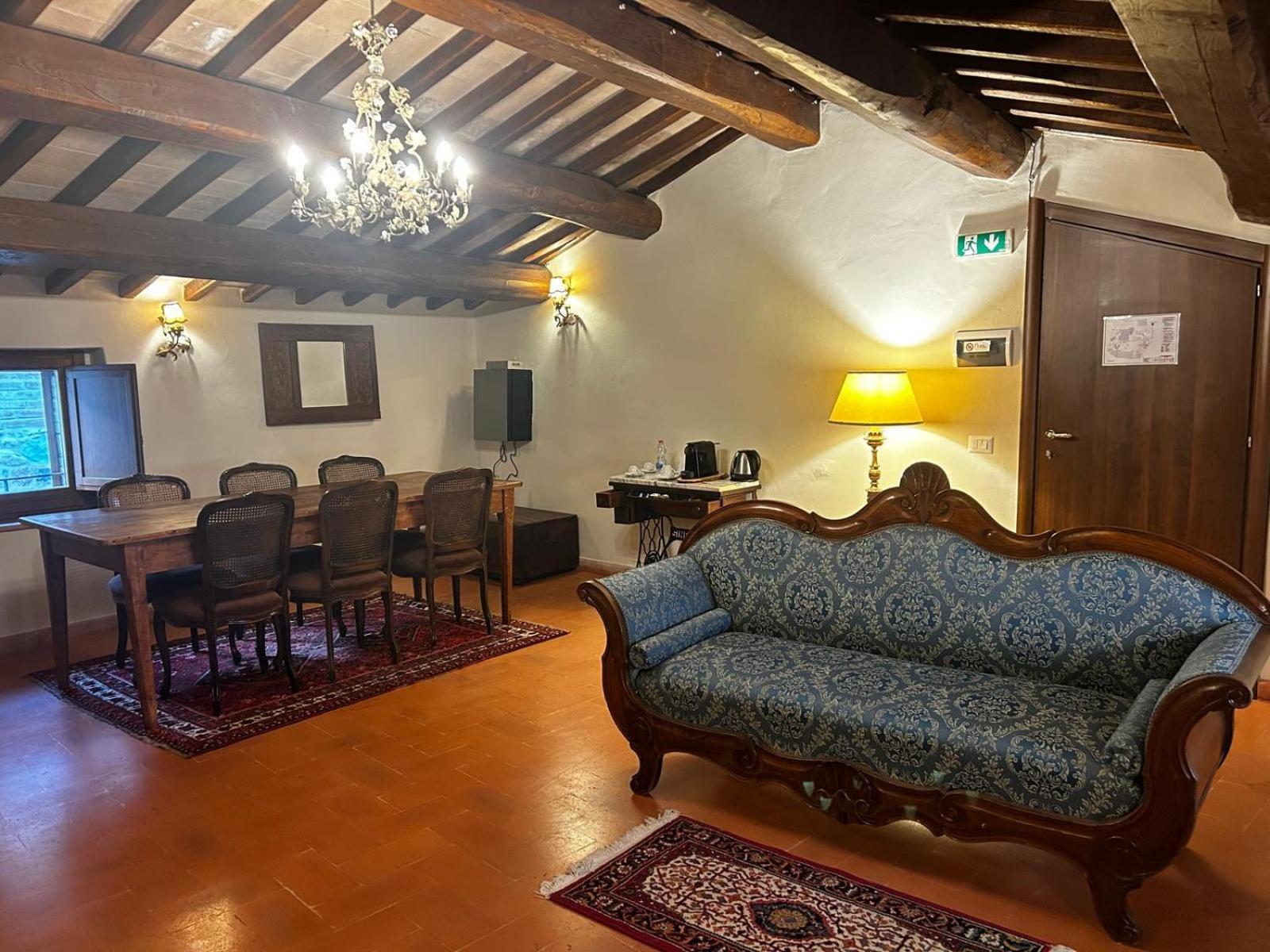 Hotel Borgo Petroro Todi Exterior foto